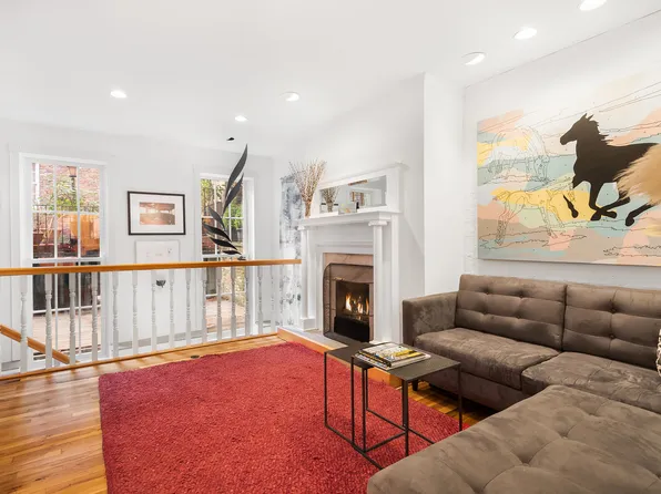 329 West 21st Street image 1 of 12