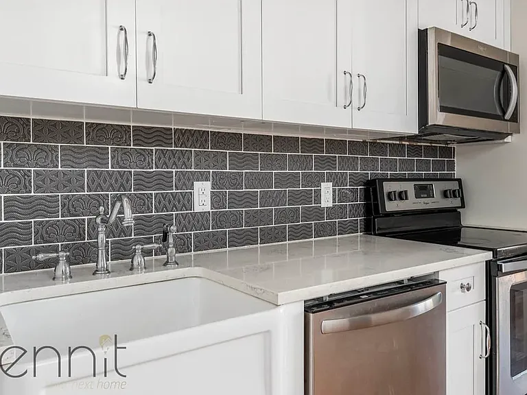 1084 Rogers Ave #3 — Photo 3