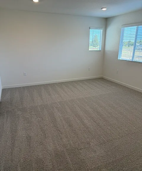 2915 Porcelain St — Photo 19