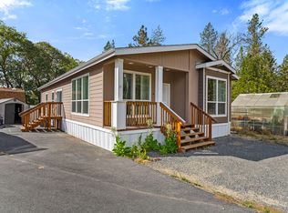 2085 Stringer Gap Rd, Grants Pass, OR 97527