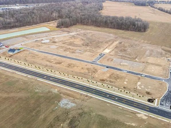 1710 Badger Ln #39, Auburn, IN 46706