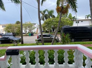 841 W 40th St #5, Miami Beach, FL 33140