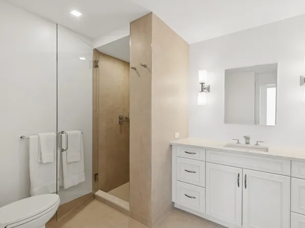 455 East 86th Street image 10 of 16