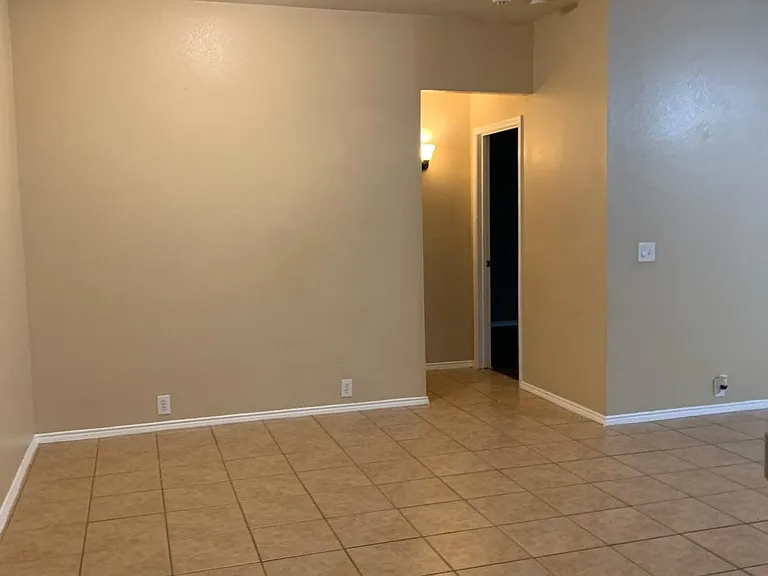 8532 Minturn Dr — Photo 24