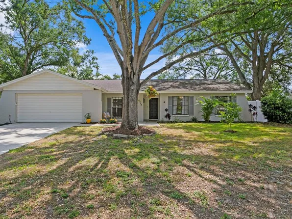 6712 Jennifer Dr, Temple Terrace, FL 33617