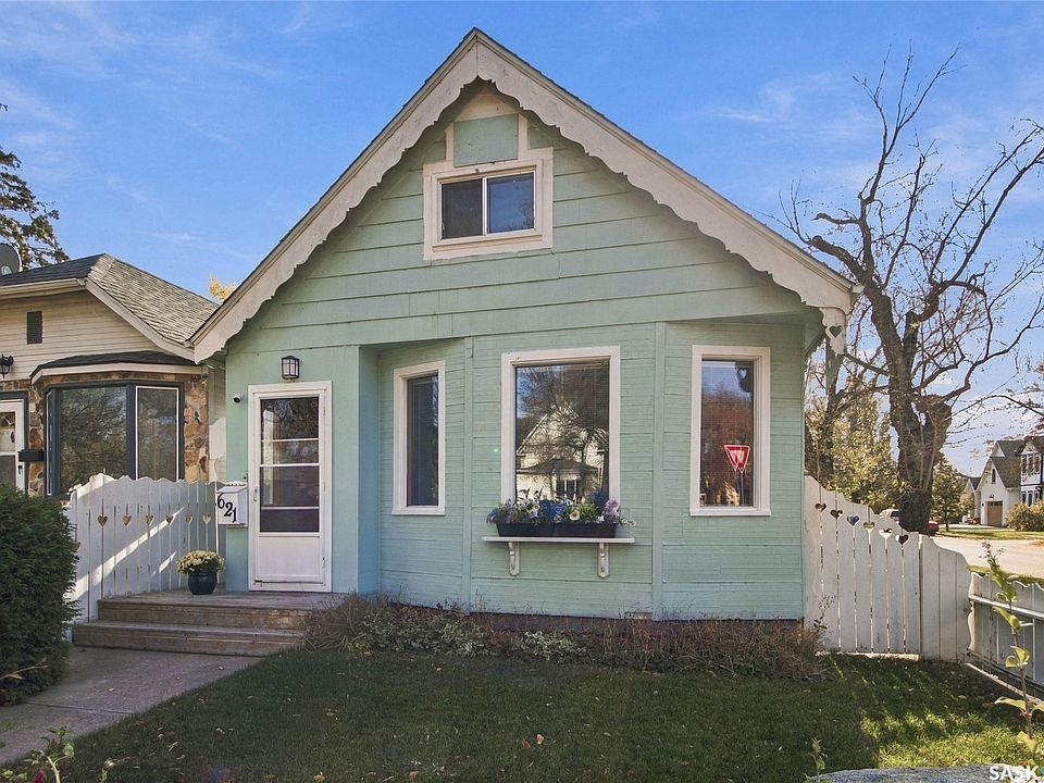 1st image of 621 31st Street W