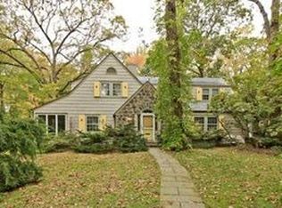 5 Forest Ct, Larchmont, NY 10538