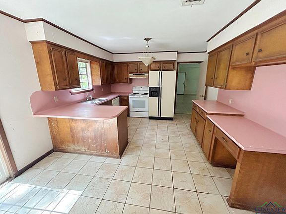 2nd image of 440 County Road 508