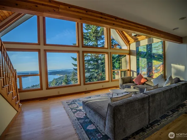 612 Lindsay Way, Orcas Island, WA 98245