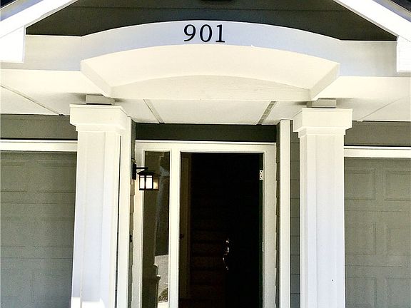 2nd image of 16125 Juanita Woodinville Way NE Unit 901