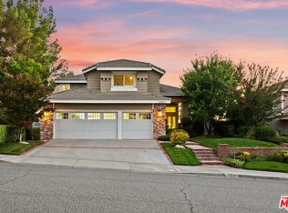 27323 Linden Ln, Santa Clarita, CA 91354