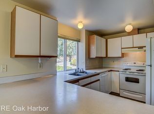 340 SE Midway Blvd APT 102, Oak Harbor, WA 98277
