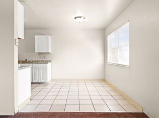Spacious 3 Bedroom Apartment Looking for a new Tenant!, Oakland, CA 94603