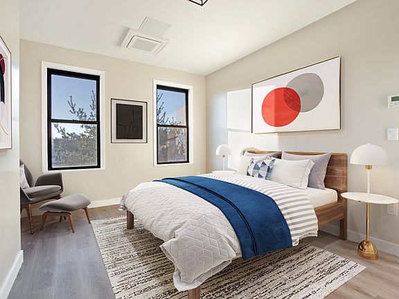 4th image of 63 Hausman St Floor 2