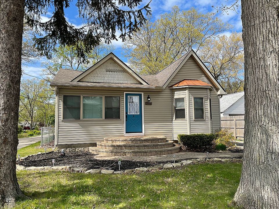 2nd image of 6974 Desmond Rd