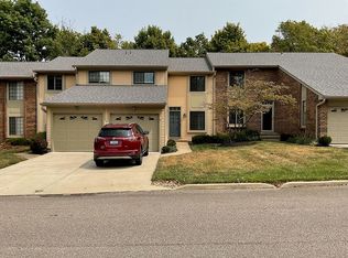 200 Shaker Heights Ln, Crestview Hills, KY 41017