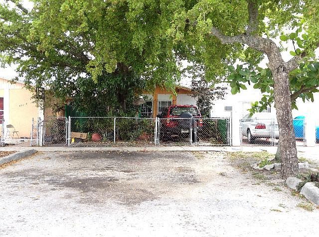 1st image of 21315 NW 40th Circle Ct