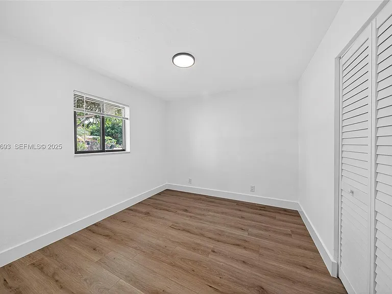 2633 NE 13th Ave #1 — Photo 21