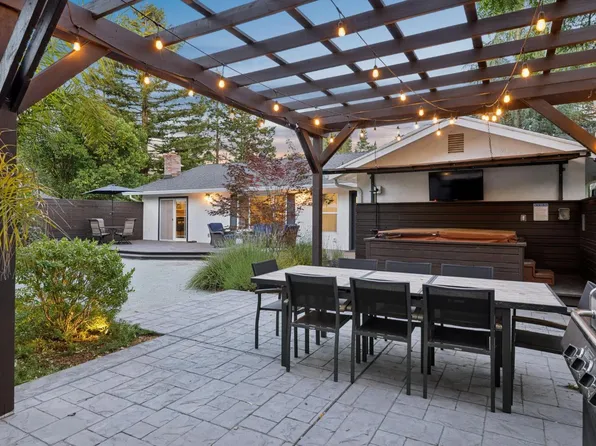 17667 Arnold Drive, Sonoma, CA 95476