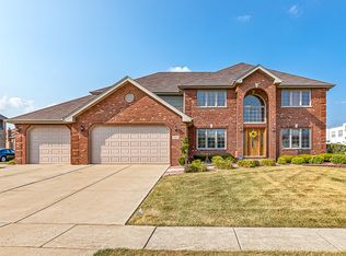 7334 Yorktown Rd, Frankfort, IL 60423