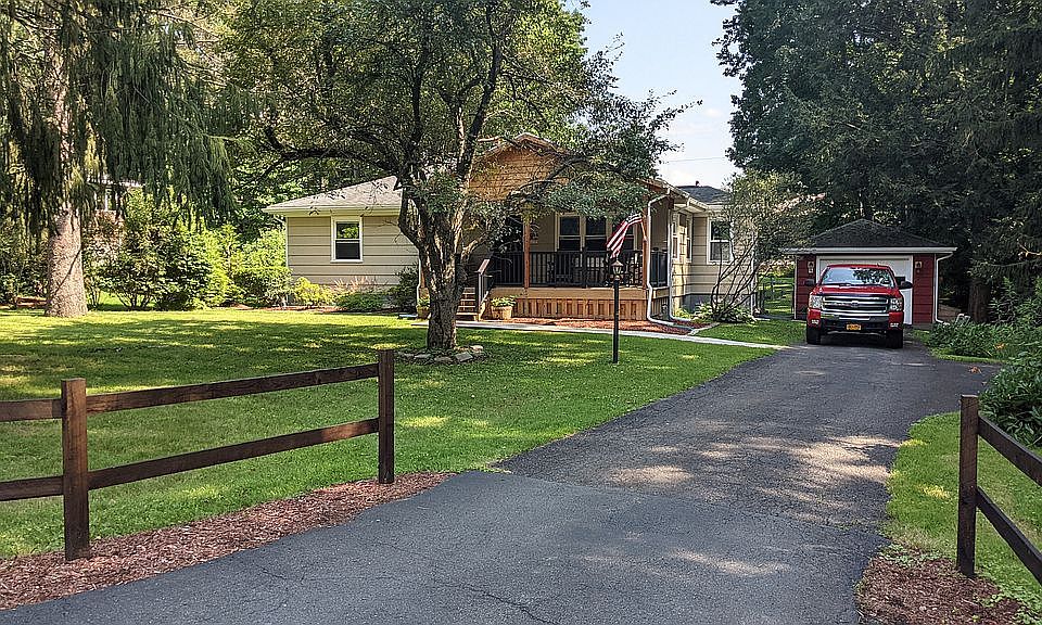 1st image of 14 Saradale Ave
