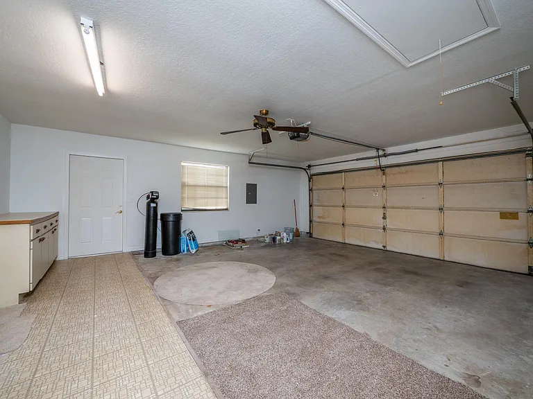3340 NW 44th Ct — Photo 12