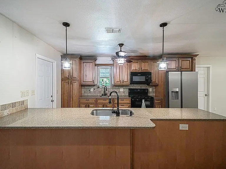 2905 S Bandera Dr — Photo 5