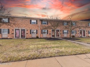 4854 Wickford Dr E APT 2, Sylvania, OH