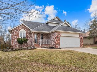 1116 W Verna Ln, Nixa, MO 65714