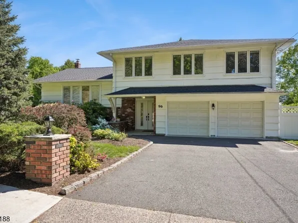96 Harrison Ave, Roseland Boro, NJ 07068