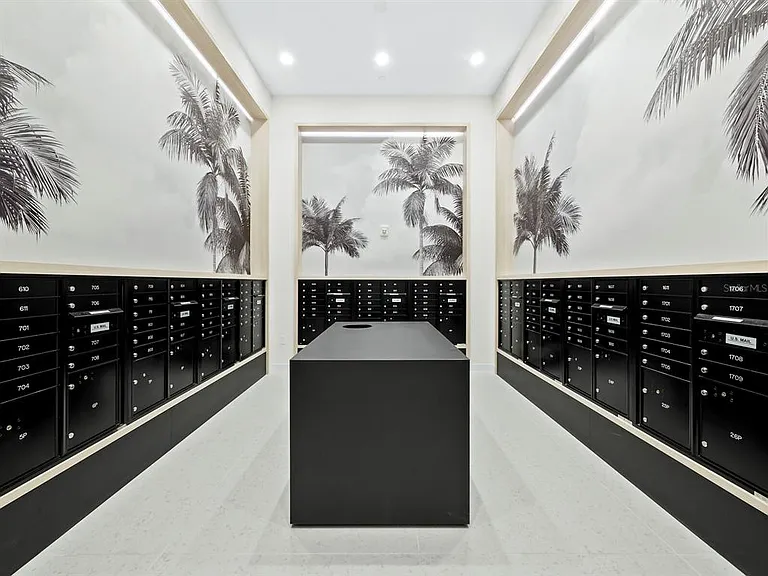 301 Quay Cmns #1003 — Photo 52