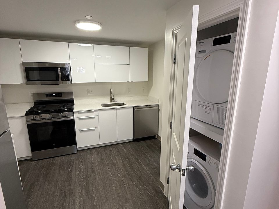 1st image of 5 Darling St APT 9