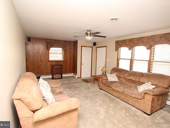 2nd image of 4609 Ethel Cir