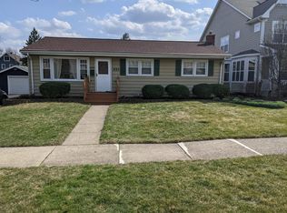 421 Davis St, Downers Grove, IL 60515