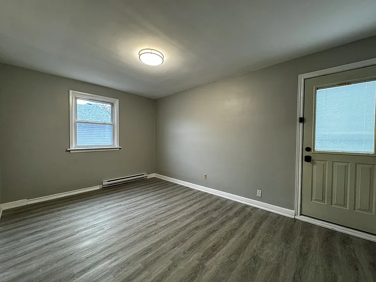 9 Martin Ave #5 — Photo 2