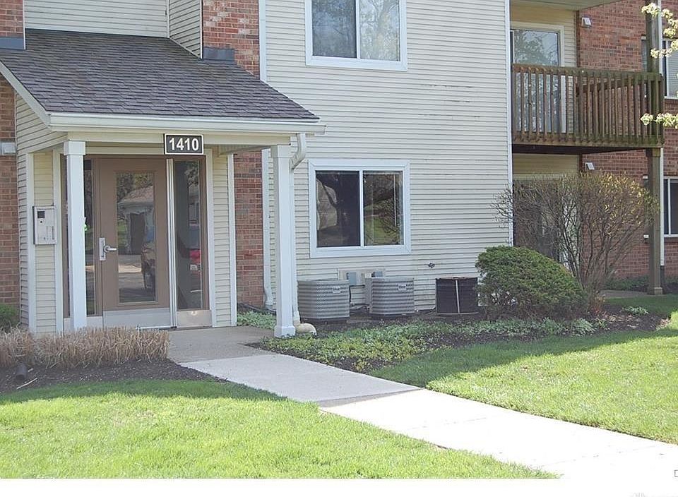 1st image of 1410 Lake Pointe Way #14103