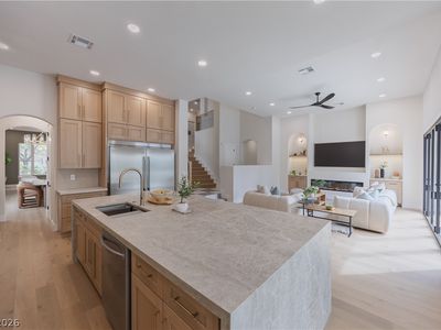 305 Prince Charming Ct, Las Vegas, NV, 89145