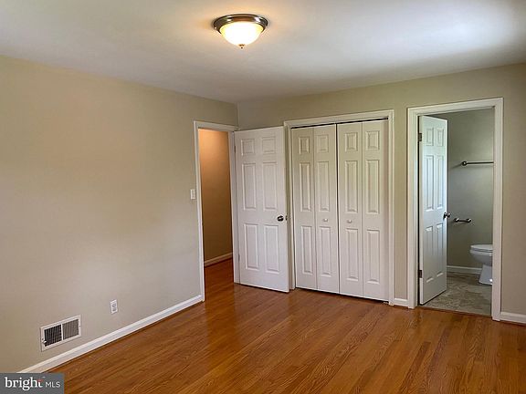 3rd image of 5712 Tremont Dr