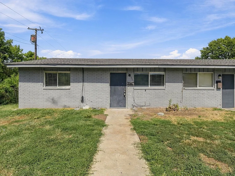 1072A N Irvington Ave