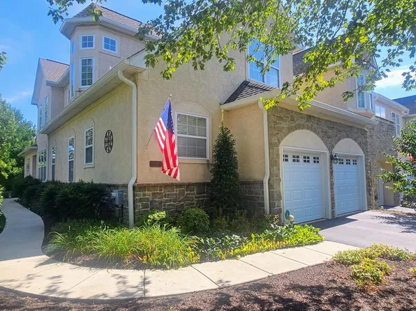 35 Old Barn Dr, West Chester, PA 19382