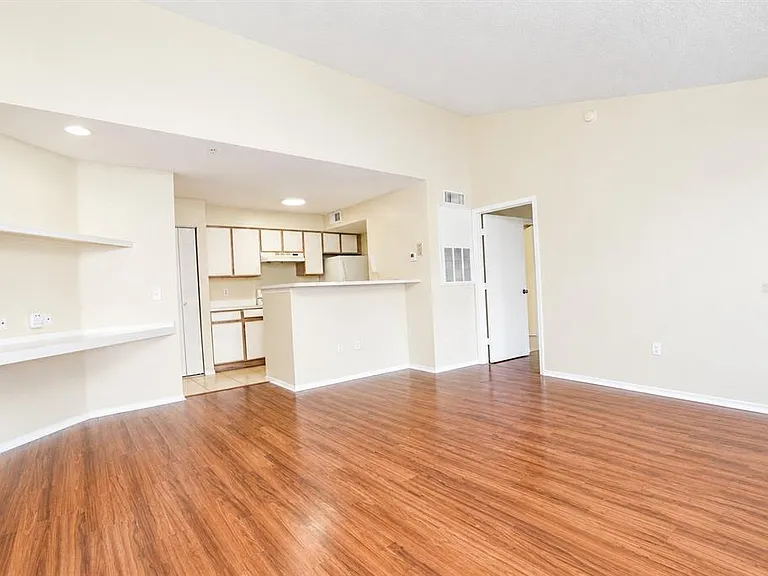 2208 Antigua Pl #932 — Photo 2