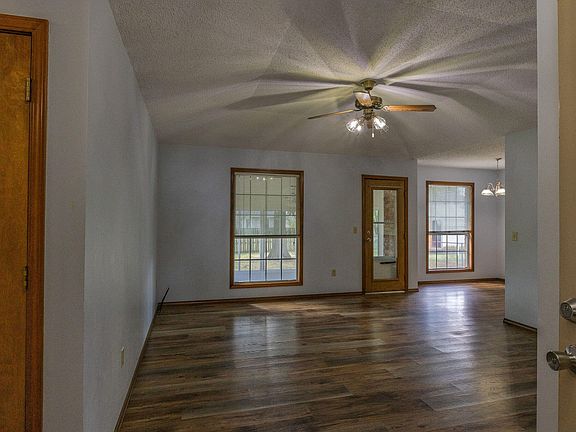 5th image of 3814 W Harrison Street