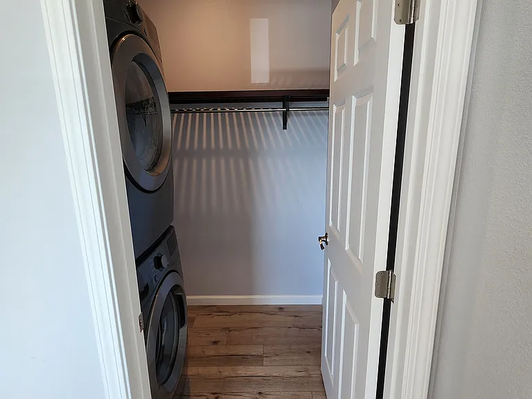 3422 Santiago Dr — Photo 26