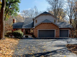 97 Cricket Knoll Ln, Carmel, IN 46033
