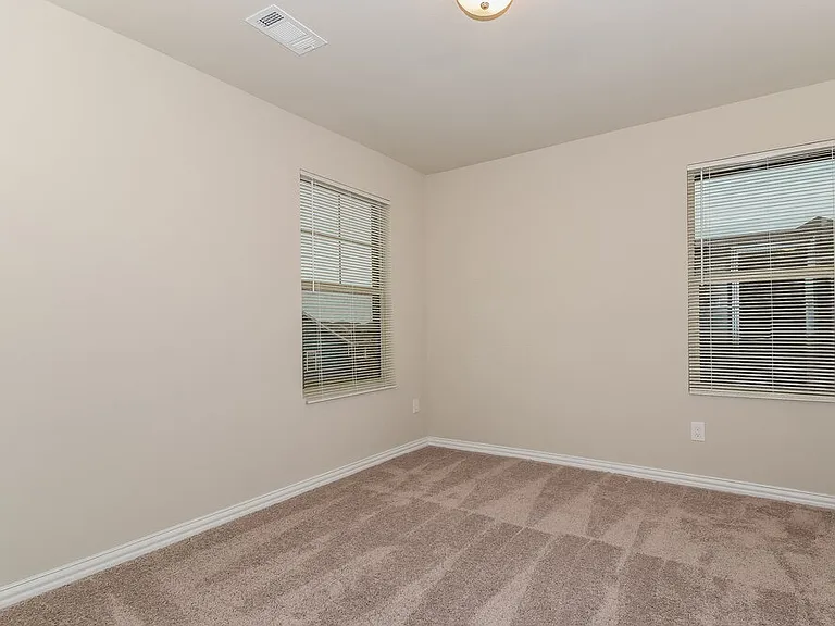 1212 Green Timber Dr — Photo 14