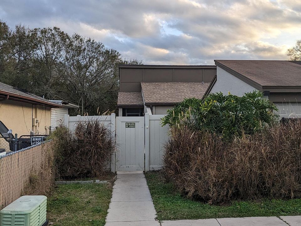 1st image of 2927 Seven Iron Dr