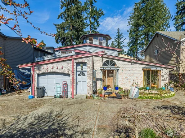 12238 NE 70th Street, Kirkland, WA 98033