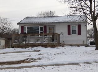 411 W 5th Ave, Indianola, IA 50125