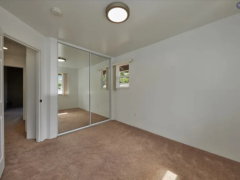 688 Meakanu Ln #1102 — Photo 14