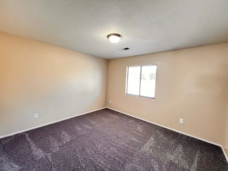 8111 Laborough Dr — Photo 11